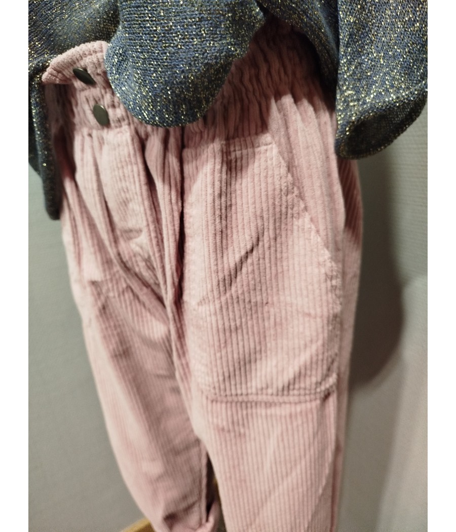 pantalon - en - velours - taille - haute - et - élastique - april - vintage - rougefantomasnoir.com
