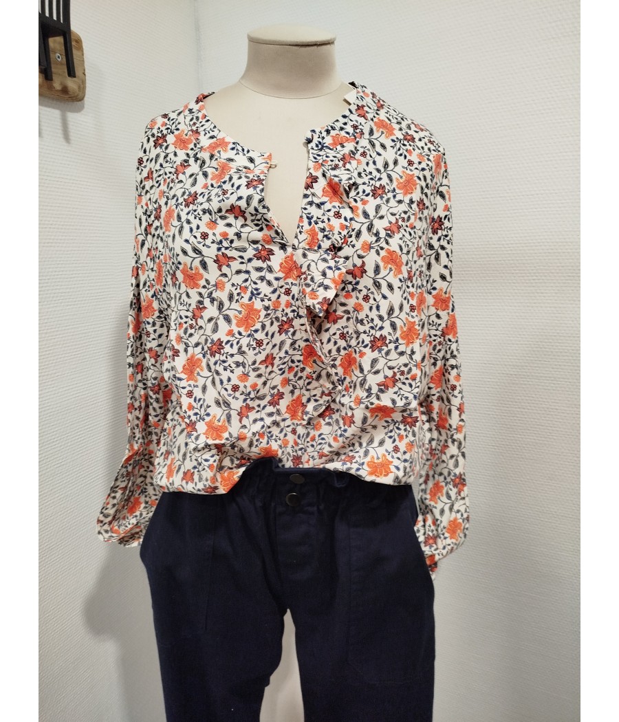 blouse - à - fleurs - naomi - cream - rougefantomasnoir.com