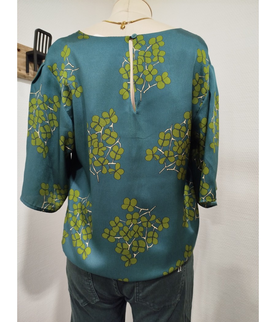 blouse verte - en seconde main - la fée maraboutée - rougefantomasnoir.com