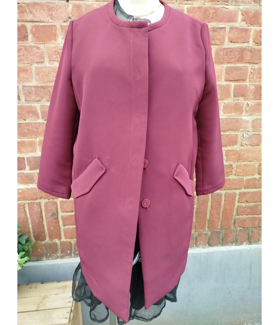 manteau - bordeaux - en seconde main - frnch - rougefantomasnoir.com