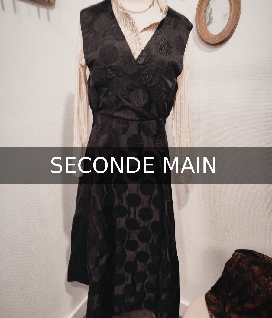 Robe noire à bretelles en seconde main LILITH