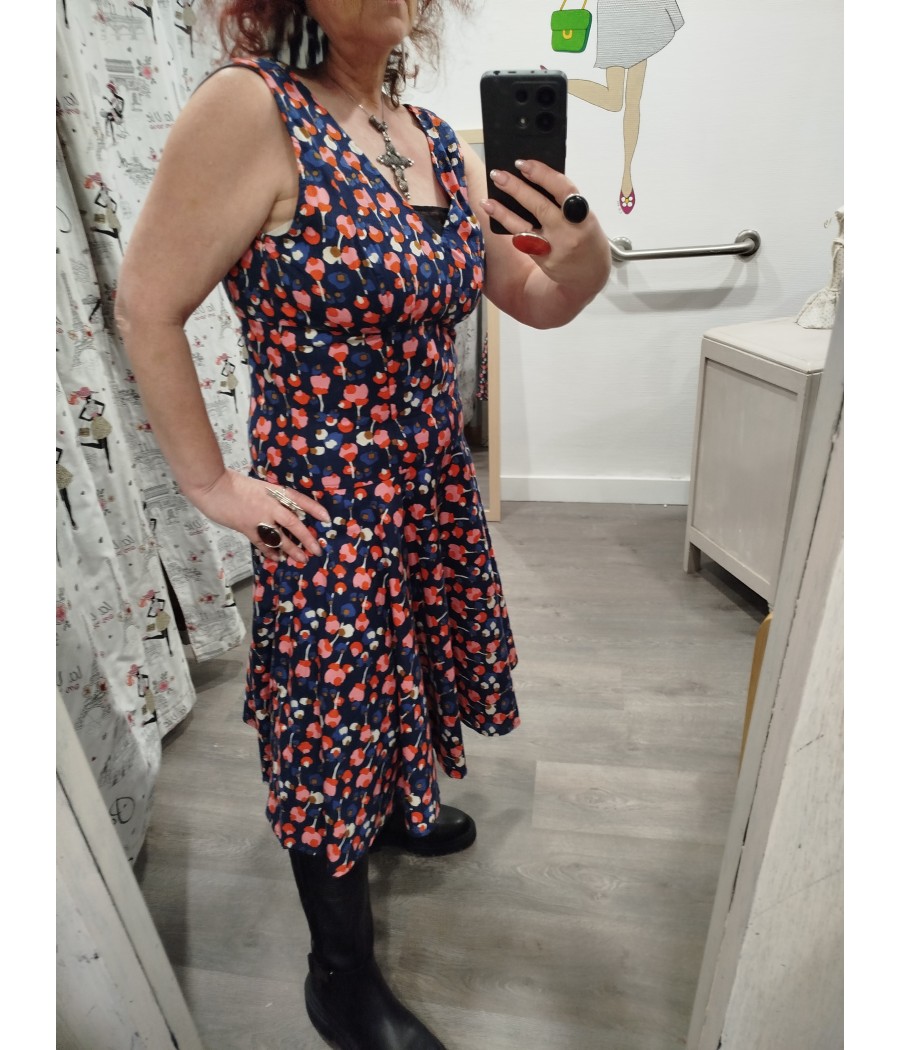 robe - spring - imprimé à fleurs - kali yog - rougefantomasnoir.com