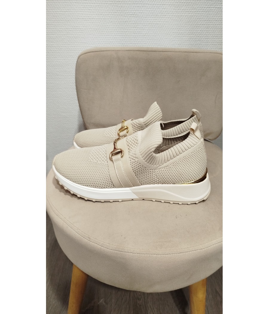basket beige - et - doré - en seconde main - marque la strada - rougefantomasnoir.com