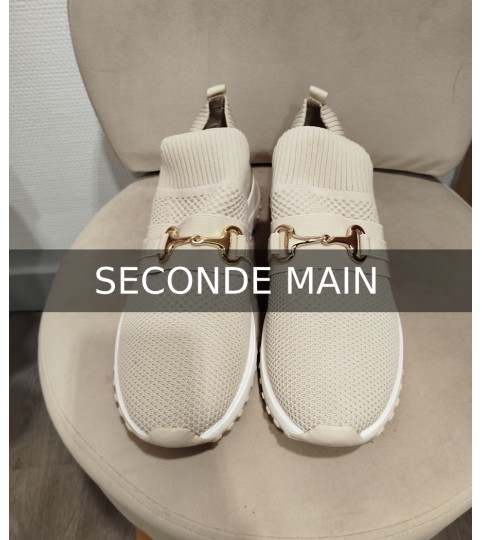 Basket beige et doré en seconde main marque La Strada
