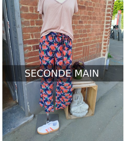 Pantalon fluide à fleurs en seconde main marque April Vintage