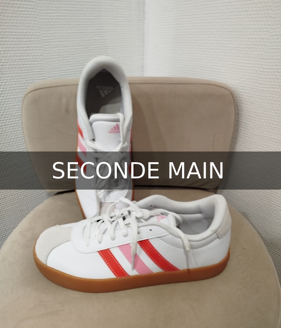 baskets - blanche - en seconde main - marque adidas - rougefantomasnoir.com