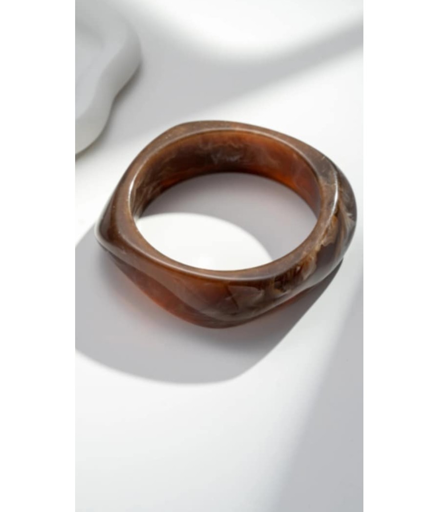 bracelets - joncs - en - résine - coloris - naturelle - rougefantomasnoir.com