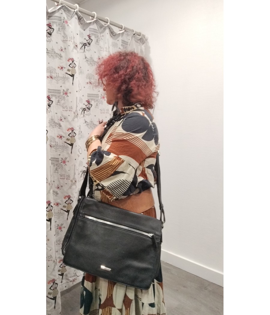 sac - besace - en - cuir - noir - heyraud - seconde main - rougefantomasnoir.com