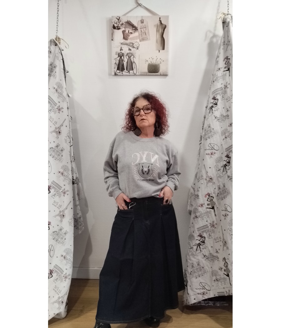 sweat - mirabella - logo - nyc - cream - rougefantomasnoir.com