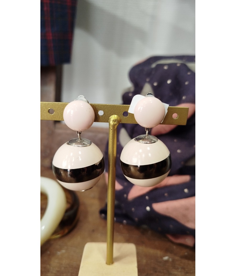 boucles - d- oreilles - boules - rosé - francine bramli - rougefantomasnoir.com