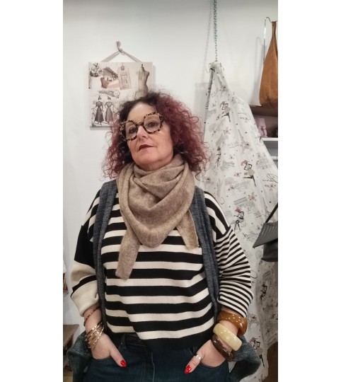 Echarpe triangle en maille Juliana - Pièces