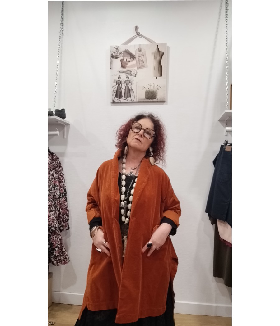 manteau - wendy - trendy- en - velours - ras - rougefantomasnoir.com