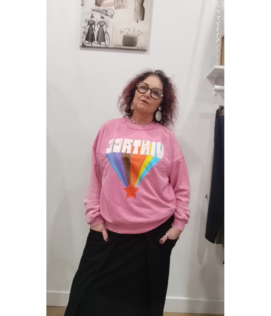 sweat - logo - vintage - by - arty - rougefantomasnoir.com sweat - logo - vintage - by - arty - rougefantomasnoir.com