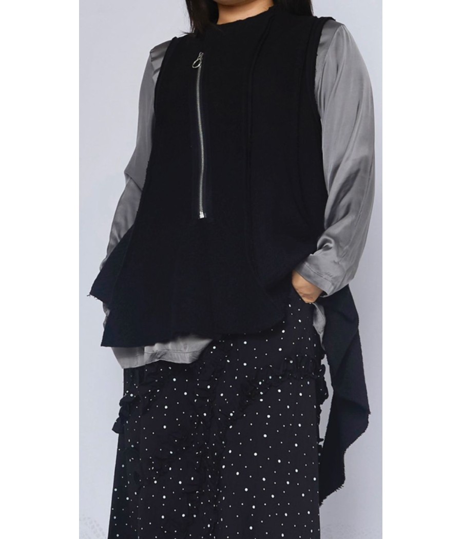 gilet - noir - sans - manches - destructuré - wendy - trendy - rougefantomasnoir.com